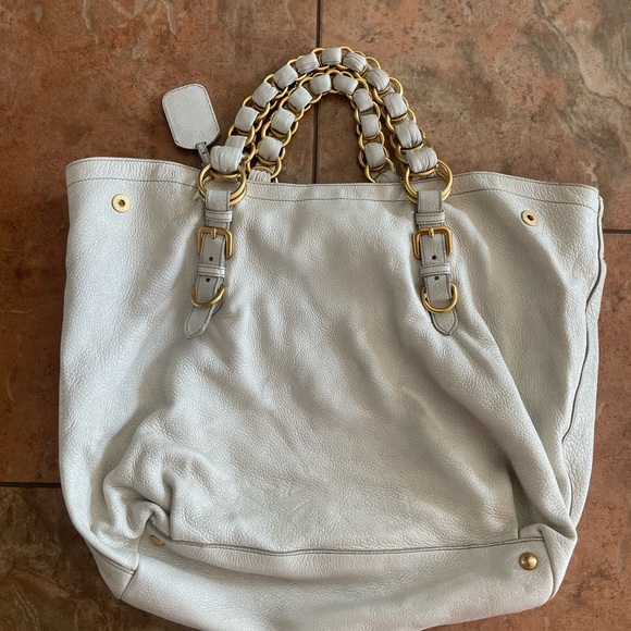 100% Authentic  Prada beige leather with sheen. Gold Hardware - Picture 2 of 11